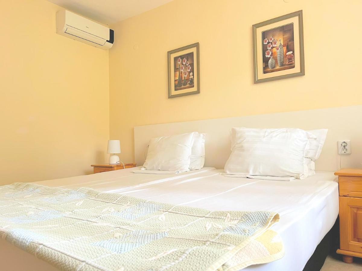 Lotus Family Hotel - Free Parking 써니비치 외부 사진